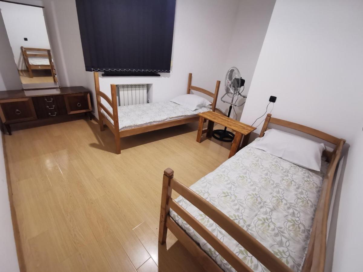 4 Friends Hostel 예레반 외부 사진
