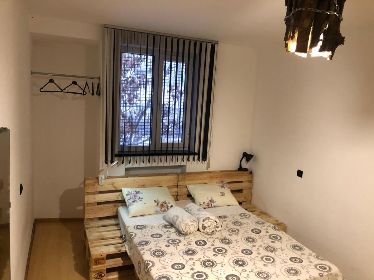 4 Friends Hostel 예레반 외부 사진