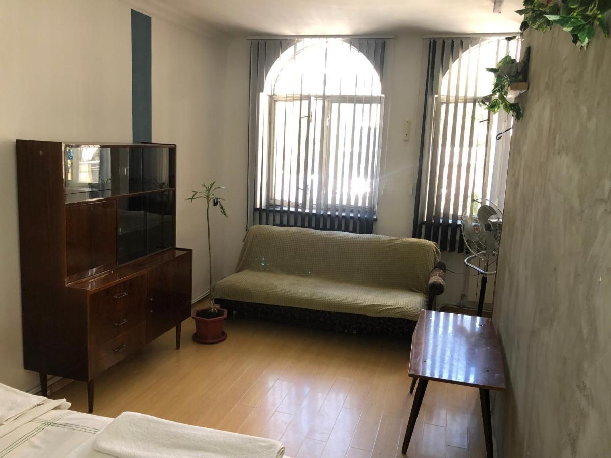 4 Friends Hostel 예레반 외부 사진