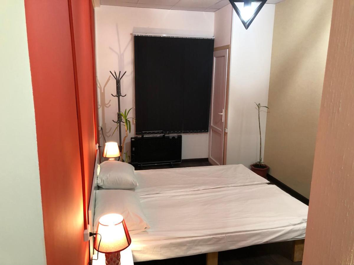4 Friends Hostel 예레반 외부 사진