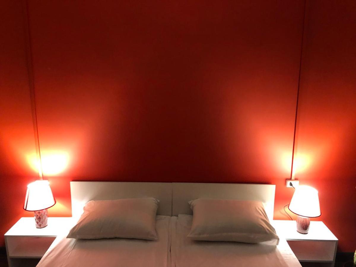 4 Friends Hostel 예레반 외부 사진